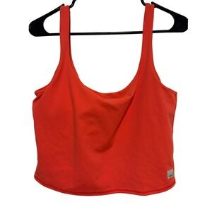 Vuori Daily Crop w/Built in Bra Size Large